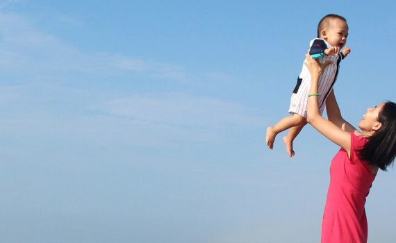 Petit Bateau protège les bébés des ondes